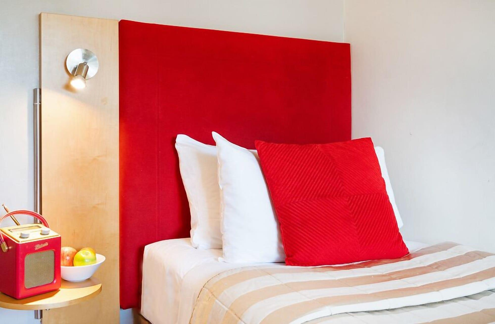 The Berkeley Square Hotel